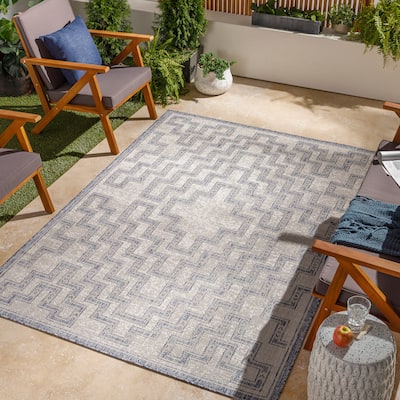 Livabliss Soralei Global Geometric Indoor/ Outdoor Area Rug