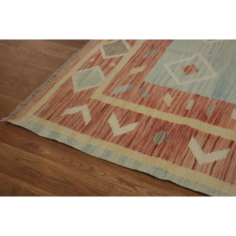 Hand Woven Southwestern Wool Blue Geometric Area Rug - 8' 2'' X 4' 9''