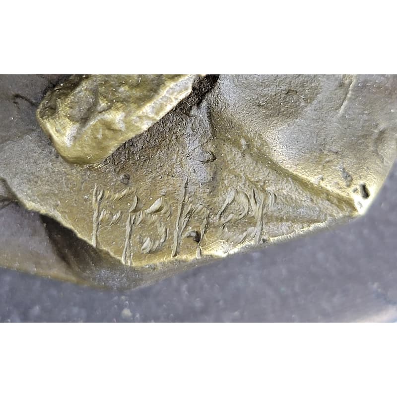 Sign Original Imitative Fisher Indian Warrior With Totem Pole Bird Bronze Statue Sculpture