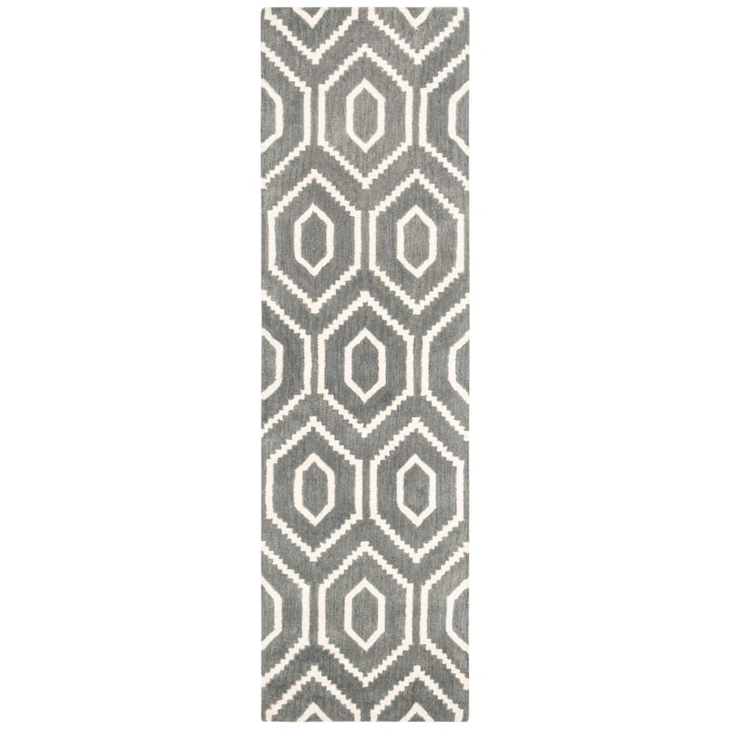 SAFAVIEH Handmade Himalaya Geranium Leaf Modern Wool Rug