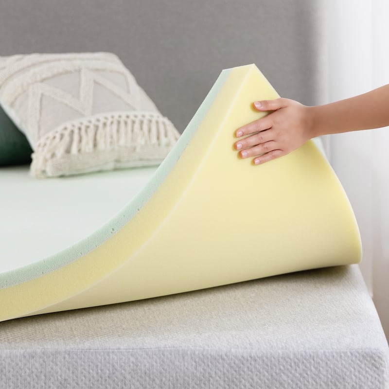 Priage by Zinus 4 inch Green Tea Memory Foam Mattress Topper