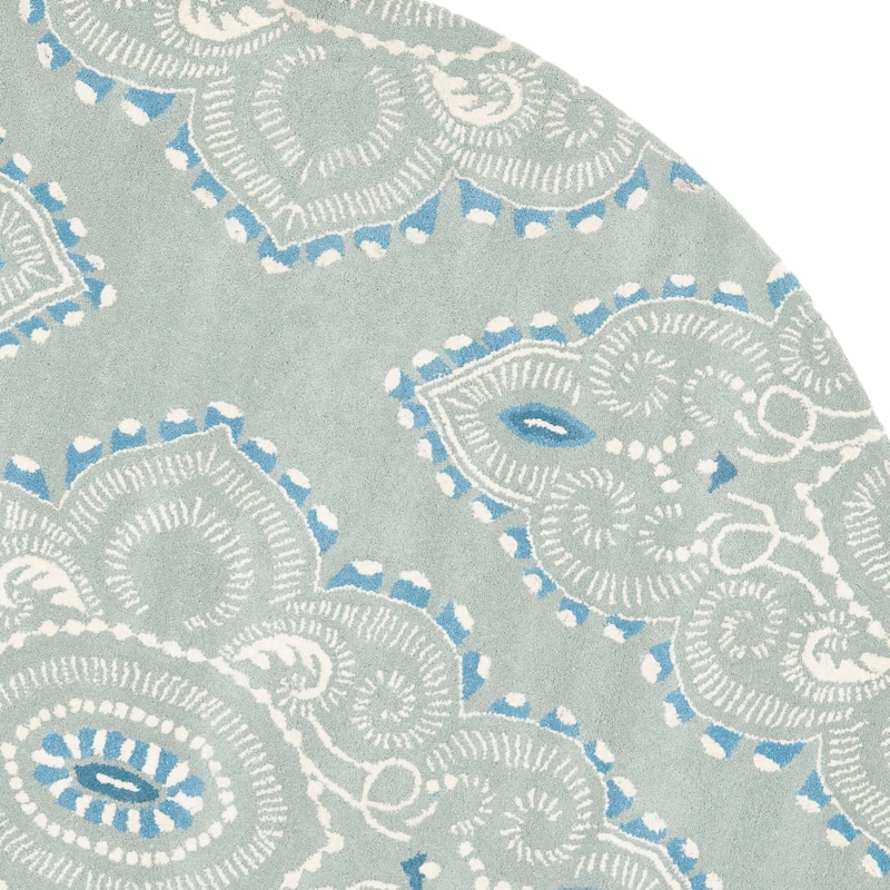 SAFAVIEH Handmade Wyndham Geanina Modern Wool Rug