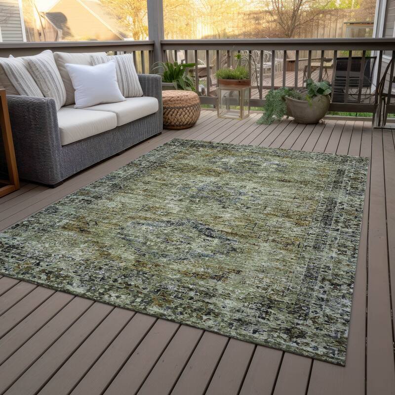 Machine Washable Indoor/Outdoor Vintage Traditional Chantille Rug