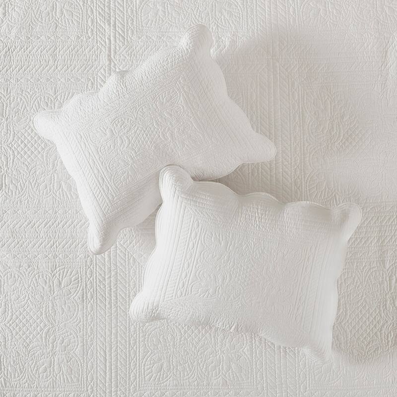 3 Piece Reversible Scalloped Edge Quilt Set Cream King/Cal King