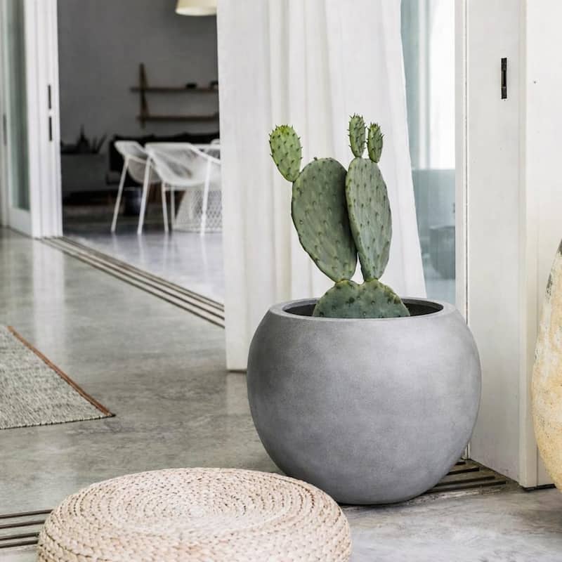 DreamPatio Riverside Fiberstone Composite Ball Planter for Indoor/Outdoor - Smooth Automotive 2K Coating - 21x21x17 - Grey