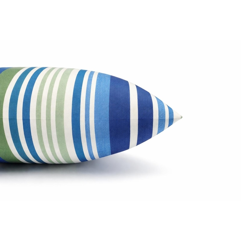 2 Pack Outdoor Throw Pillows, Waterproof & Fade-Resistant Patio Cushions -Soft & Comfortable Decorative Pillow Covers (18x18")