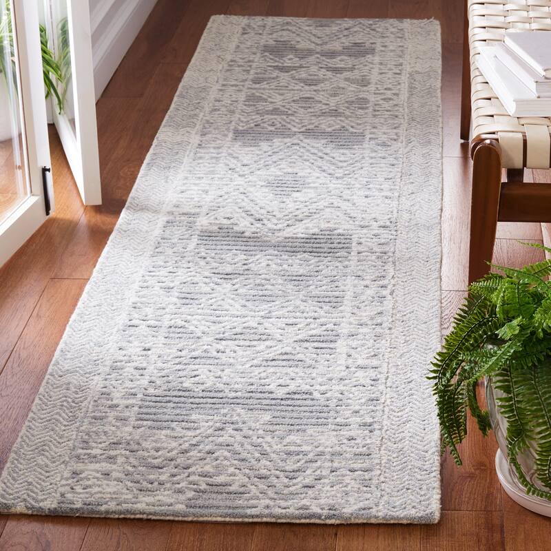 SAFAVIEH Handmade Abstract Magbula Rustic Wool Rug