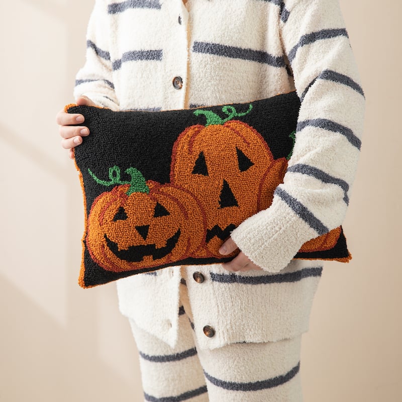 Glitzhome 18"L Halloween Jack-O-Lantern Pumpkins Throw Pillow