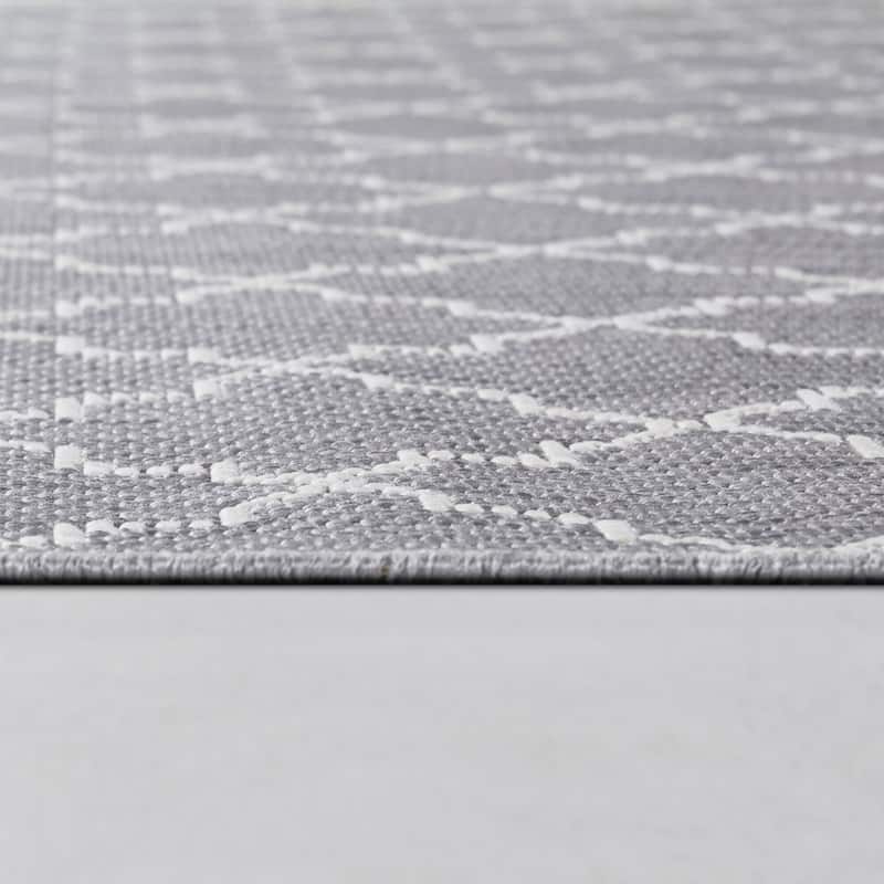 Germaine Trellis Patio Indoor/Outdoor Area Rug