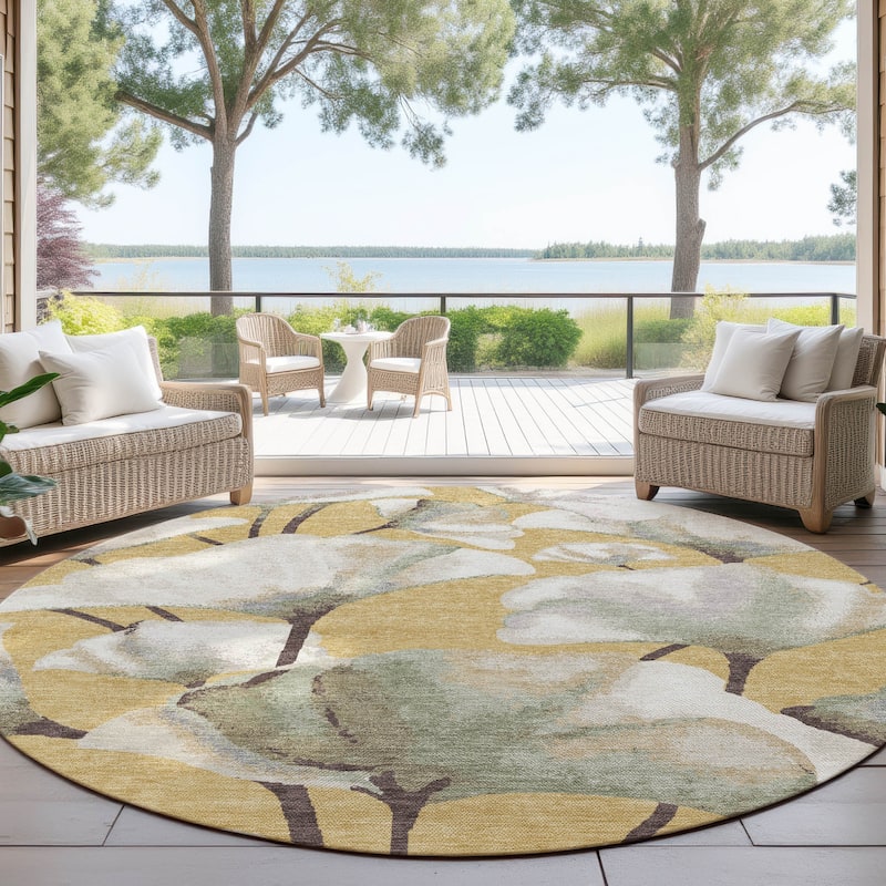 Machine Washable Indoor/ Outdoor Floral Love Chantille Rug - Gold - 8' x 8'