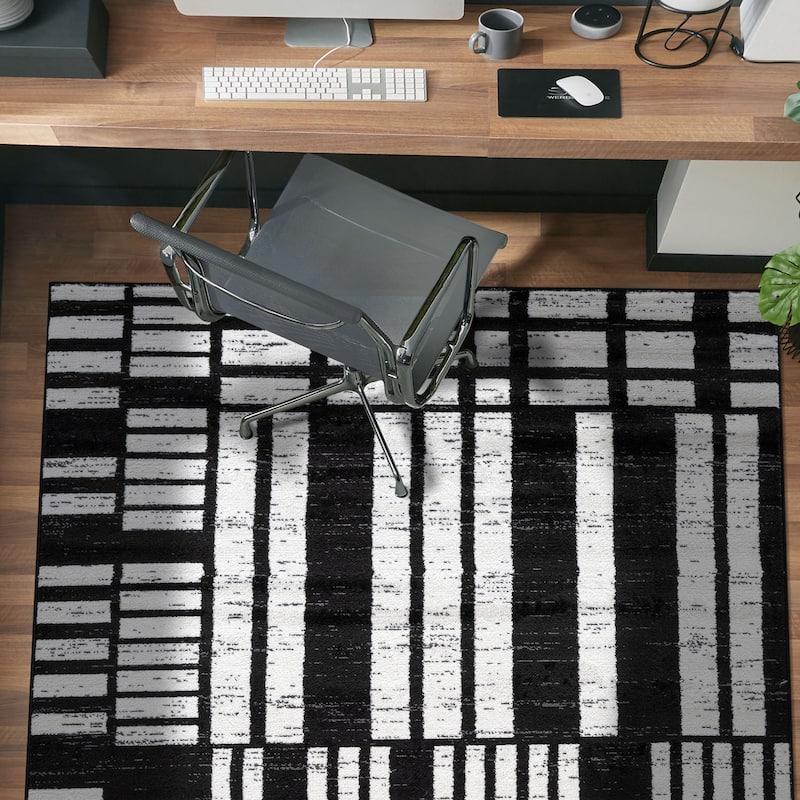 Black Ivory Geometric Blocks Stylish and Durable Area Rug - 4' x 6'