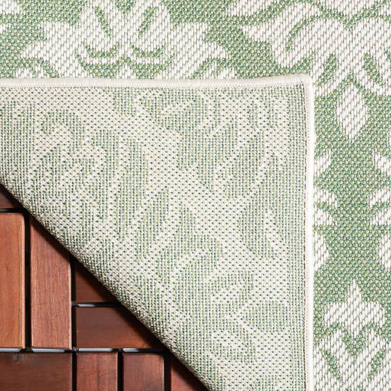 SAFAVIEH Bermuda Regitze Geometric Indoor/Outdoor Waterproof Rug