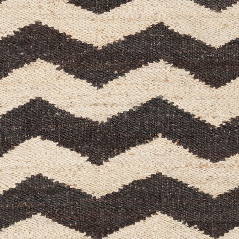 Hand-Woven Madeline Natural Jute Chevron Rug