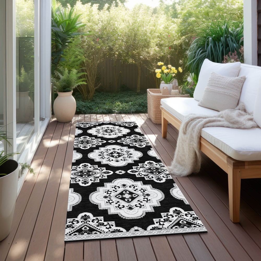 Machine Washable Indoor/ Outdoor Chantille Moroccan Boho Rug