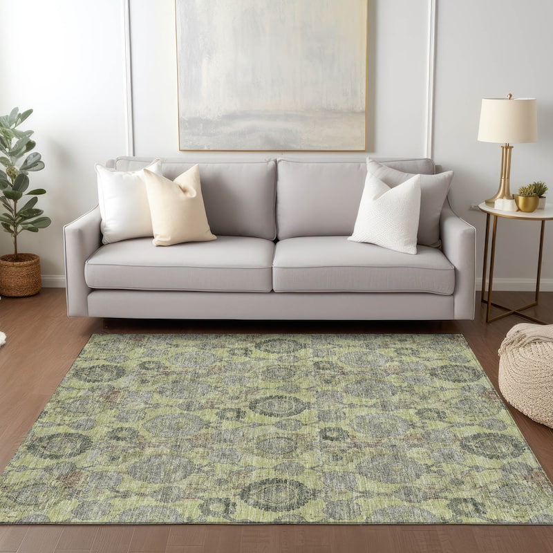 Machine Washable Indoor/ Outdoor Chantille Traditional Floral Rug