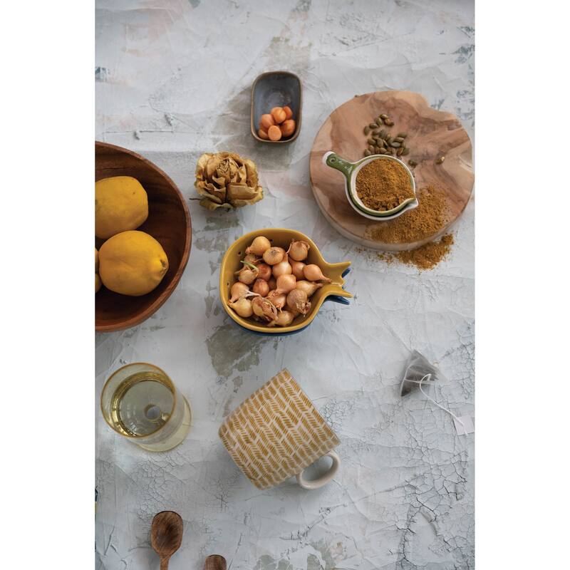 Hand-Painted Stoneware Measuring Cups