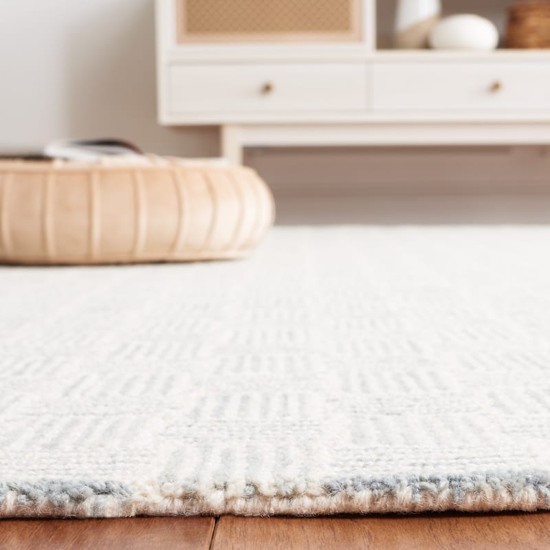 SAFAVIEH Handmade Micro-Loop Courteney Transitional Wool Rug