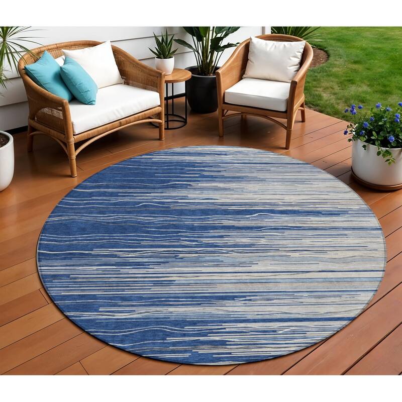 HomeRoots Striped Transitional Rectangle Outdoor Rug - 8' Round