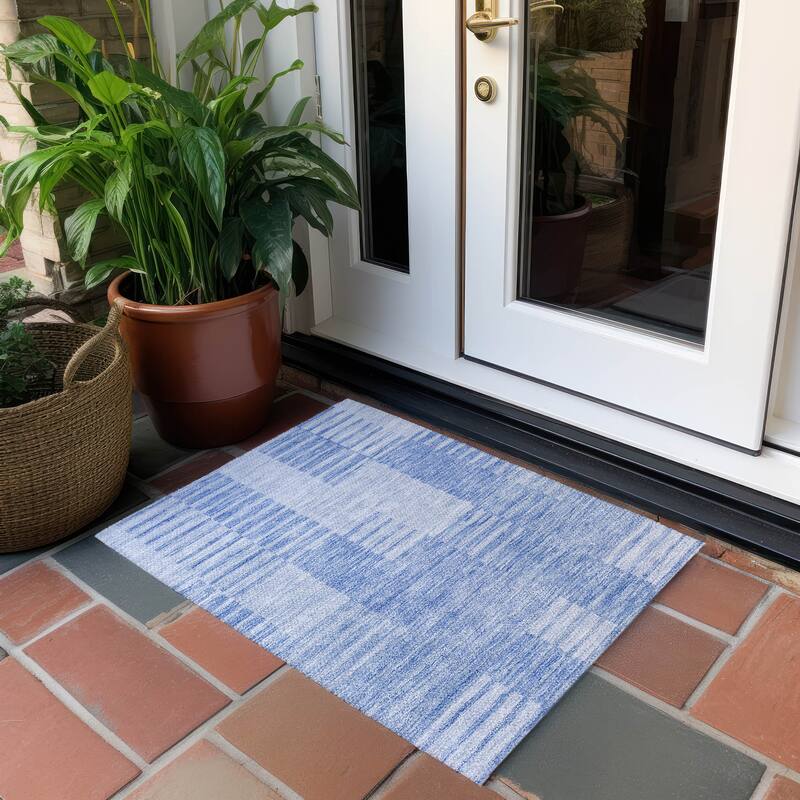Machine Washable Indoor/ Outdoor Chantille Geometric Contemporary Rug
