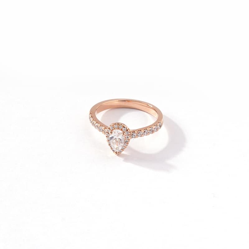 3/4ct TDW Diamond Pear Shape Halo Engagement Ring in 10k Gold