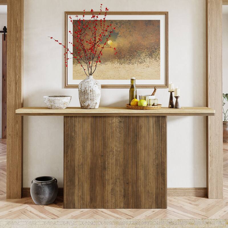 Fluted Entryway Table
