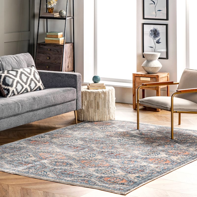 Nuloom Sara Distressed Tribal Motif Area Rug - 4' x 6' - Grey - Rectangle