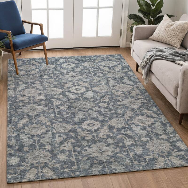 Machine Washable Indoor/ Outdoor Casual Traditional Chantille Rug