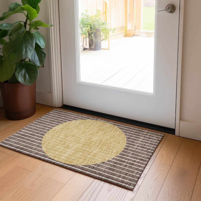 Machine Washable Indoor/ Outdoor Modern Sunrise Chantille Rug - Brown - 1'8" x 2'6"