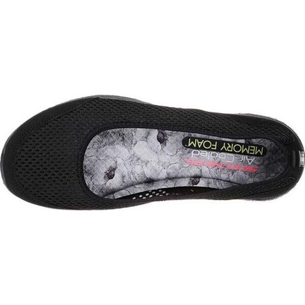 Skechers microburst top sudden look