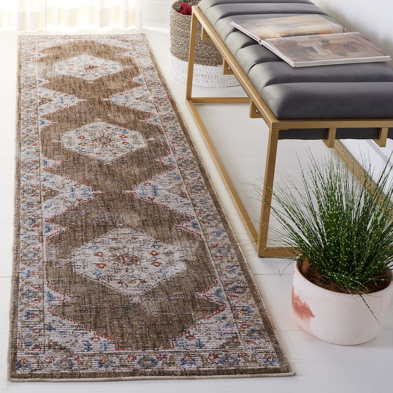 SAFAVIEH Sierra Evalena Oriental Rug - 2'3" x 9' Runner - Ivory/Olive Green