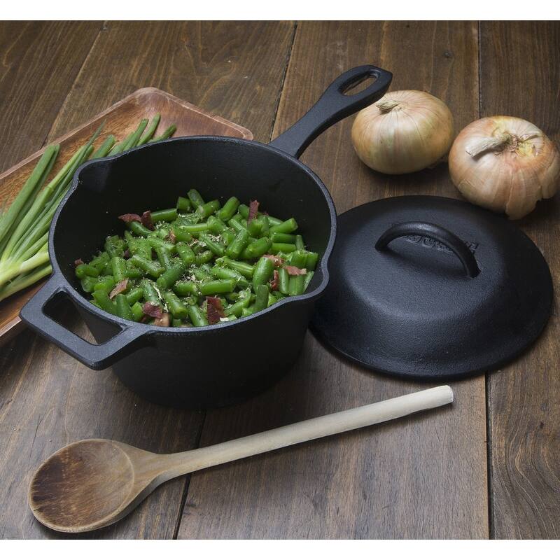 Bayou Classic® Cast Iron 2.5-quart Covered Pot