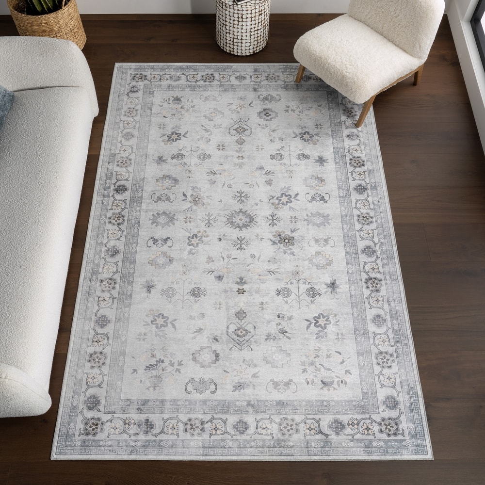 Nuloom Verity SplashGuard Traditional Medallion Machine Washable Area Rug