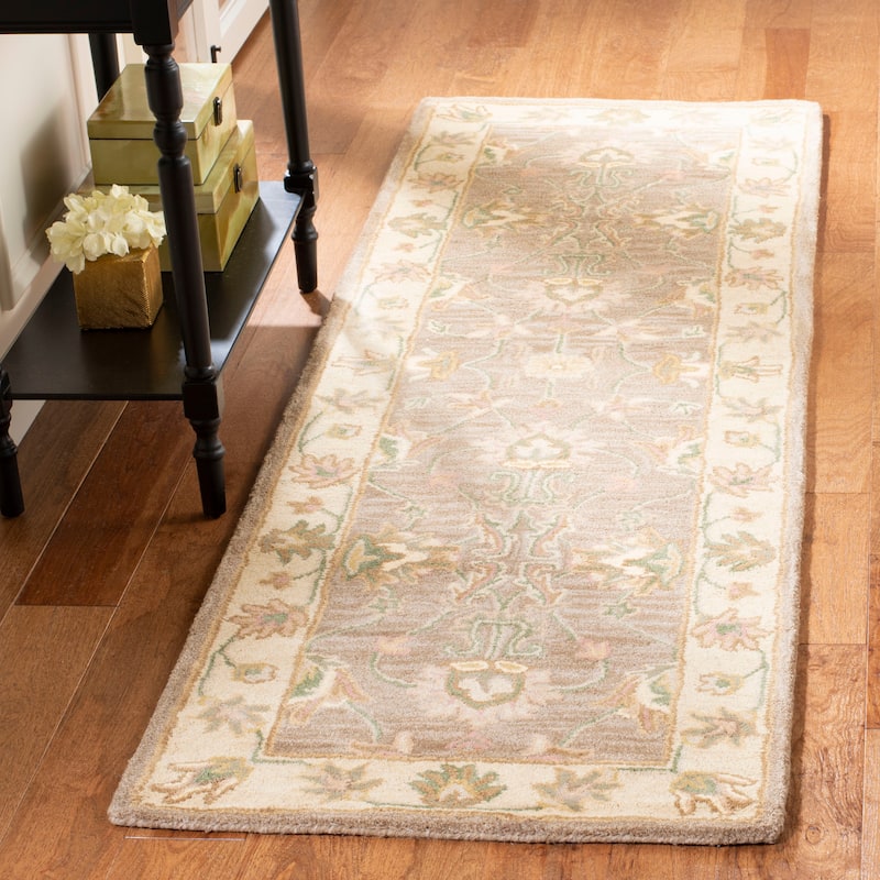 SAFAVIEH Handmade Heritage Kimono Traditional Oriental Wool Rug - 2'3" x 12' Runner - Brown/Ivory