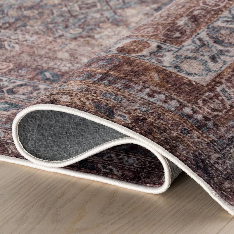 Nuloom Vionnet Bordered Traditional Washable Area Rug