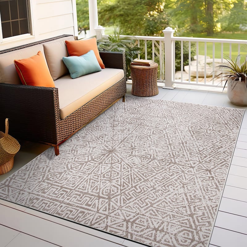 World Rug Gallery Contemporary Geometric Indoor/Outdoor Area Rug
