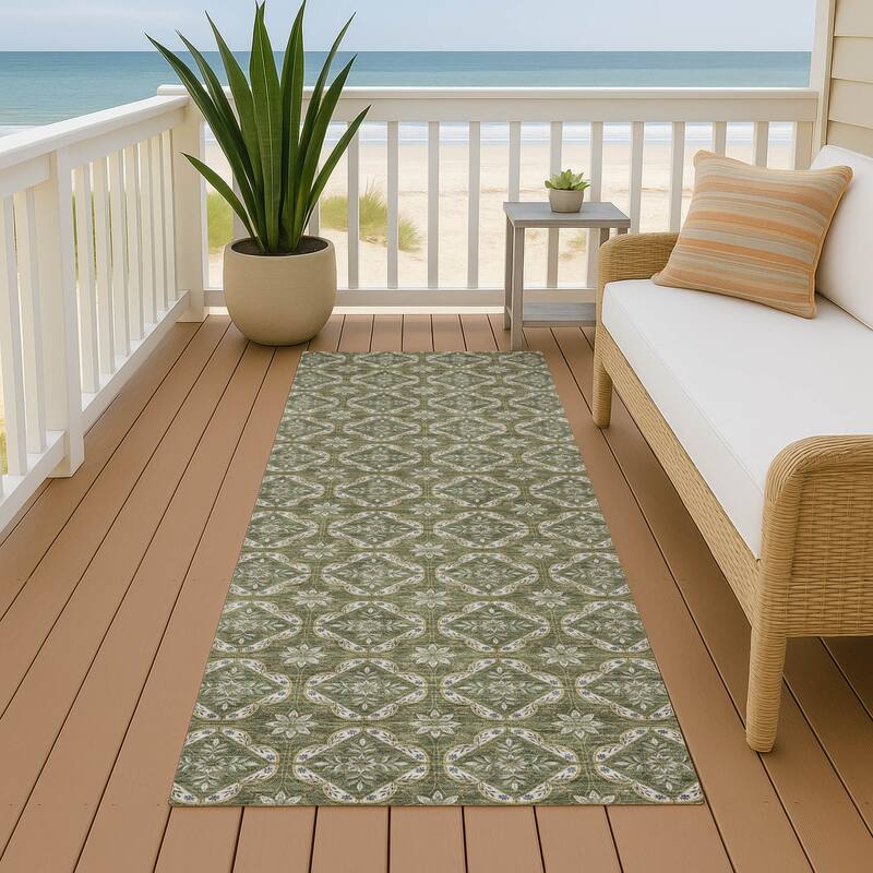 Machine Washable Indoor/ Outdoor Contemporary Granby Chantille Rug - Olive - 2'3" x 7'6"