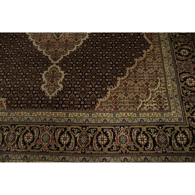 Hand Knotted Oriental 100% Wool Carpet Traditional Floral Black Tabriz-Mahi Area Rug - 6' 7'' X 6' 5''