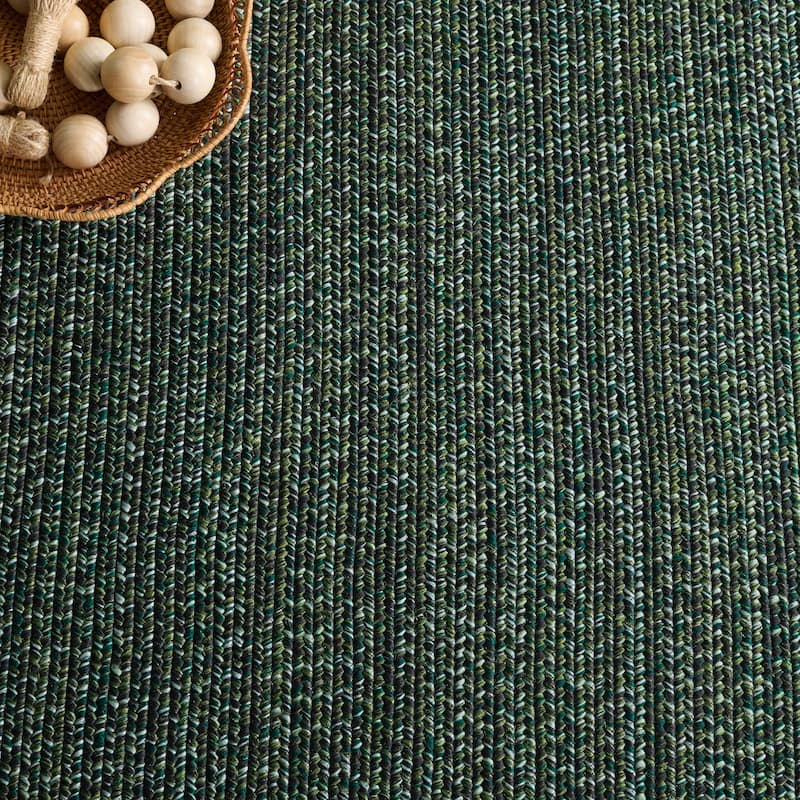 SAFAVIEH Handmade Braided Thijs Reversible Rug