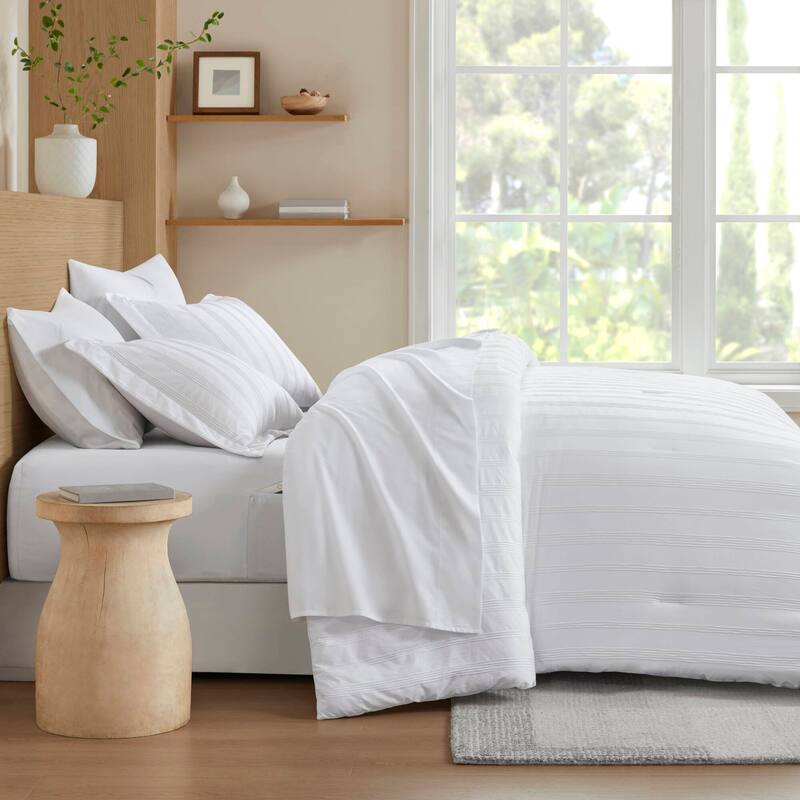 Chelsea Square Logan Woven Striped Comforter Set