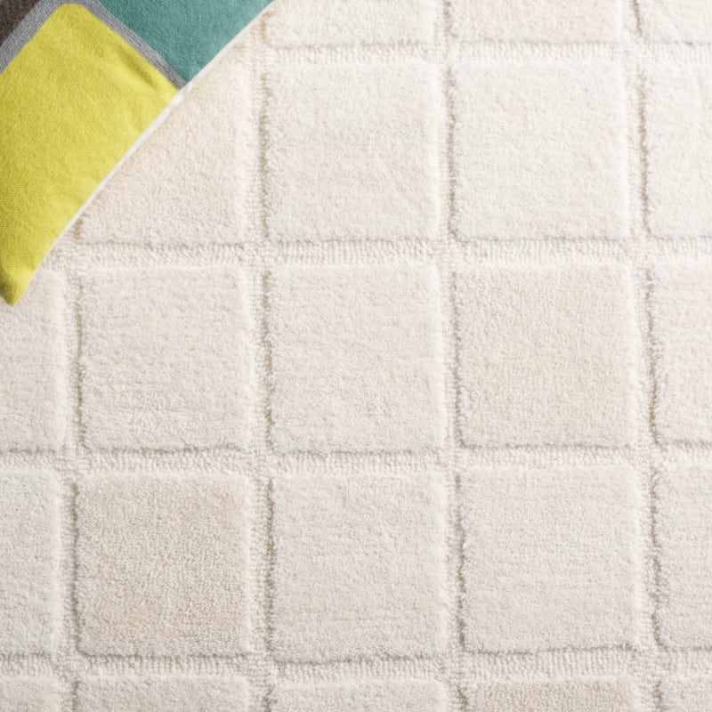 SAFAVIEH Handmade Mykonos Neela Modern Wool Rug