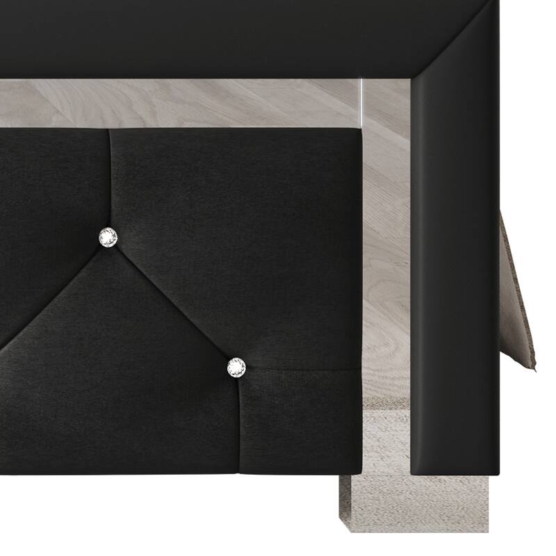 Clayfell Toccoa Upholstered Panel Bed