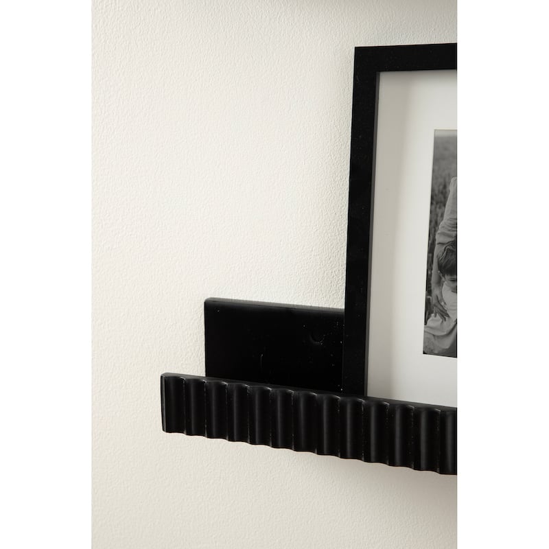 Kate and Laurel Furrow Ledge Shelf Set.