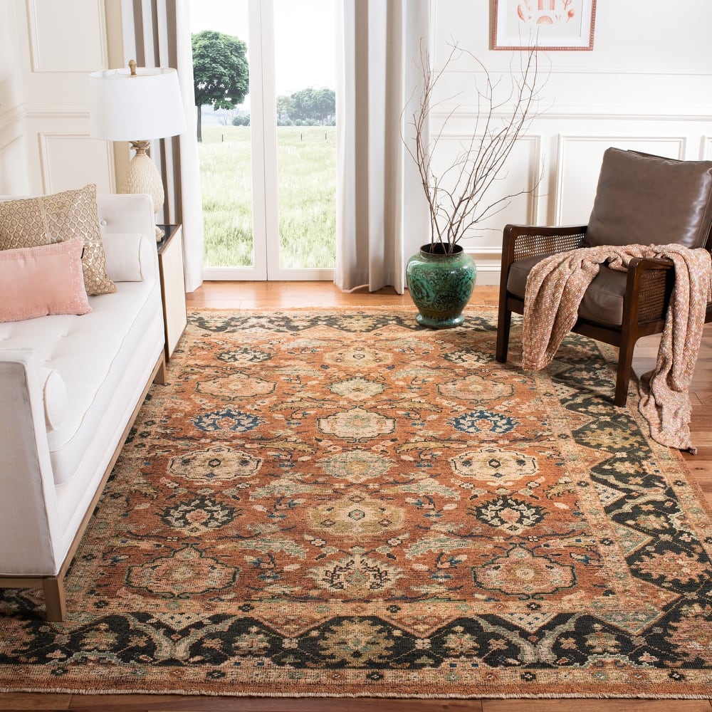 SAFAVIEH Hand-Knotted Izmir Ewalda Traditional Wool Rug