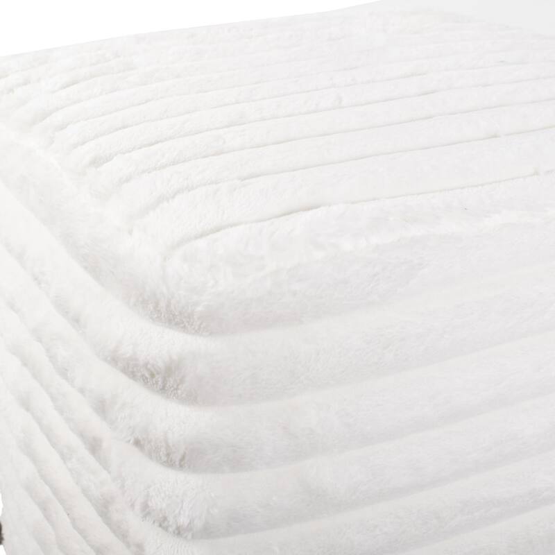 Universal Cube Shar Pei White