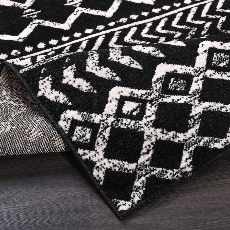 Beverly Rug Diamond Moroccan Bohemian Trellis Indoor Area Rug