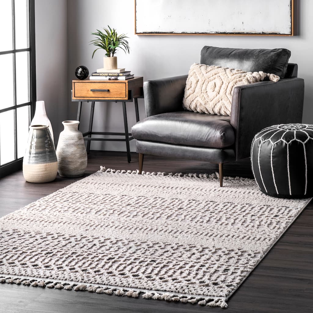 Nuloom Boho Talula Soft Textured Tassel Area Rug