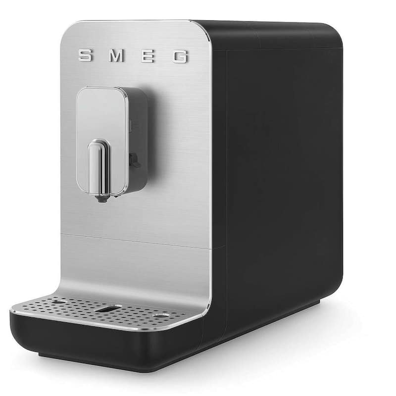 Smeg Fully Automatic Coffee Machine with Auto Frother BCC13