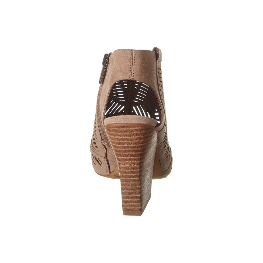 vince camuto kimora