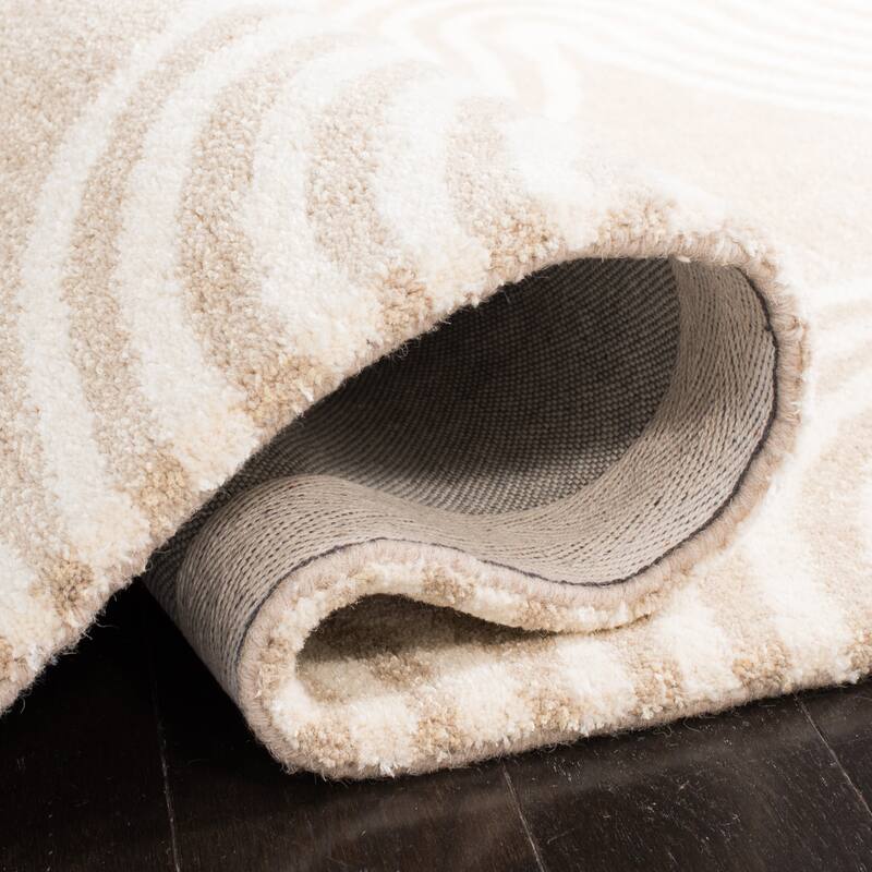 SAFAVIEH Handmade Chatham Gunver Modern Wool Rug