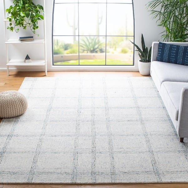SAFAVIEH Handmade Abstract Estrid Checkered Wool Rug - Bed Bath ...